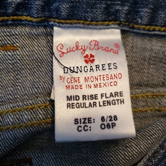 Lucky Brand Y2K Mid Rise Flare Jeans Medium Wash Size 6 EUC - Picture 3 of 9